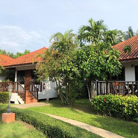 Sailom Resort Bangsaphan Bang Saphan Luaran gambar