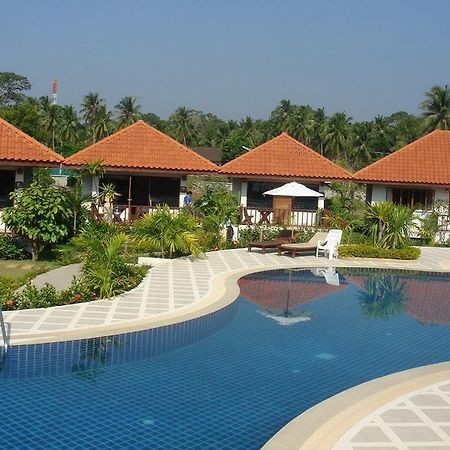 Sailom Resort Bangsaphan Bang Saphan Luaran gambar