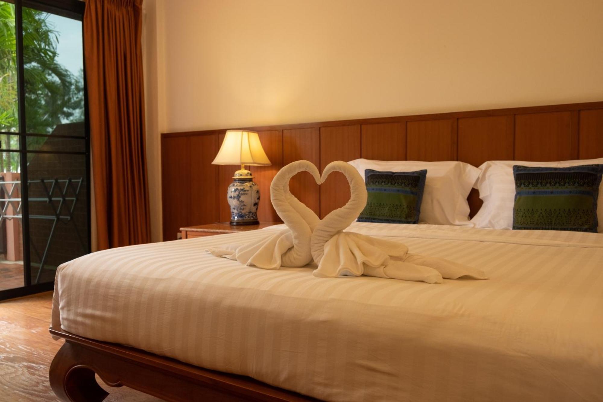 Sailom Resort Bangsaphan Bang Saphan Luaran gambar